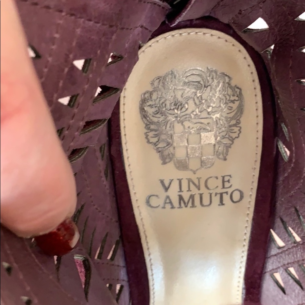 Vince camuto cutie booties!!